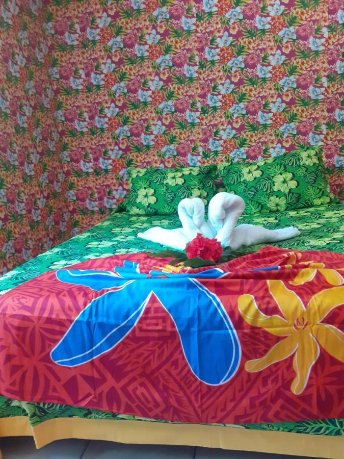 Pension Mote Te-Fare-Arii Екстериор снимка